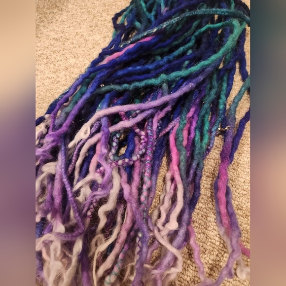 Hand dyed wool dreadlocks - Picture 5 of 8